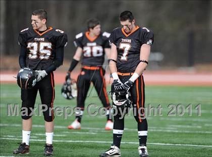 Thumbnail 3 in South Hadley vs. Putnam Vo-Tech (MIAA Division II West Final) photogallery.