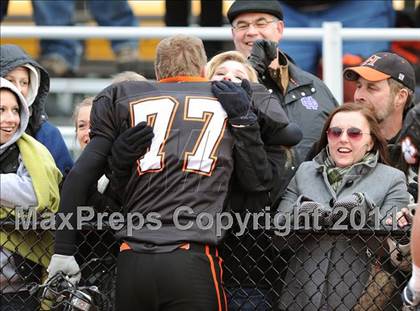 Thumbnail 1 in South Hadley vs. Putnam Vo-Tech (MIAA Division II West Final) photogallery.