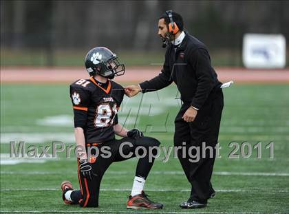 Thumbnail 2 in South Hadley vs. Putnam Vo-Tech (MIAA Division II West Final) photogallery.