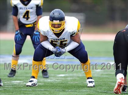 Thumbnail 2 in South Hadley vs. Putnam Vo-Tech (MIAA Division II West Final) photogallery.