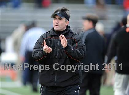 Thumbnail 1 in South Hadley vs. Putnam Vo-Tech (MIAA Division II West Final) photogallery.