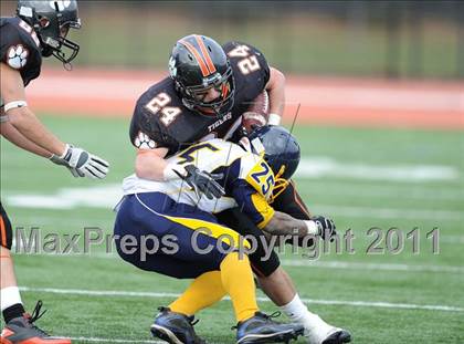 Thumbnail 1 in South Hadley vs. Putnam Vo-Tech (MIAA Division II West Final) photogallery.