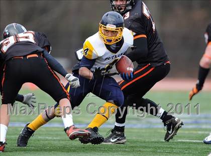 Thumbnail 3 in South Hadley vs. Putnam Vo-Tech (MIAA Division II West Final) photogallery.