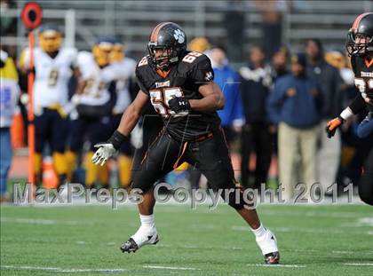 Thumbnail 1 in South Hadley vs. Putnam Vo-Tech (MIAA Division II West Final) photogallery.