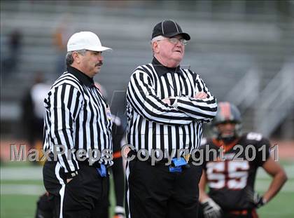 Thumbnail 1 in South Hadley vs. Putnam Vo-Tech (MIAA Division II West Final) photogallery.