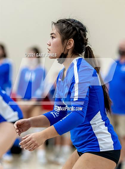 Thumbnail 1 in Rocklin @ Whitney photogallery.