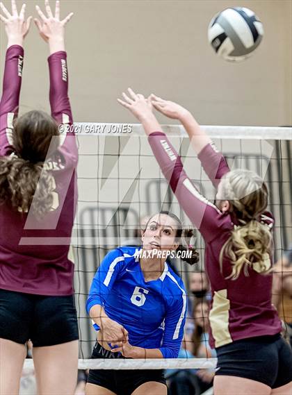Thumbnail 1 in Rocklin @ Whitney photogallery.