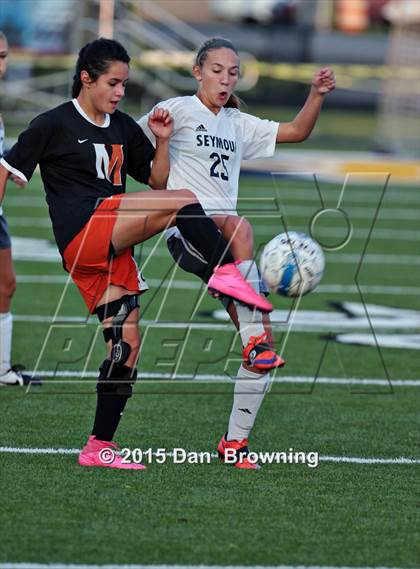 Thumbnail 2 in Morristown-Hamblen East @ Seymour (D2AAA District Quarterfinal)  photogallery.