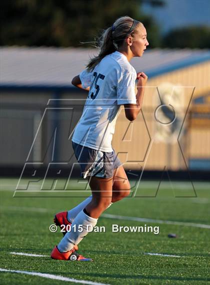Thumbnail 2 in Morristown-Hamblen East @ Seymour (D2AAA District Quarterfinal)  photogallery.