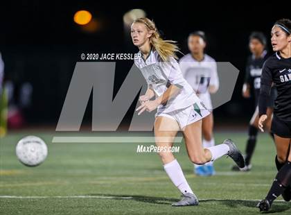 Thumbnail 2 in Santiago vs. Upland (CIF SS D1 Final) photogallery.