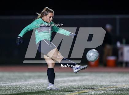 Thumbnail 3 in Santiago vs. Upland (CIF SS D1 Final) photogallery.