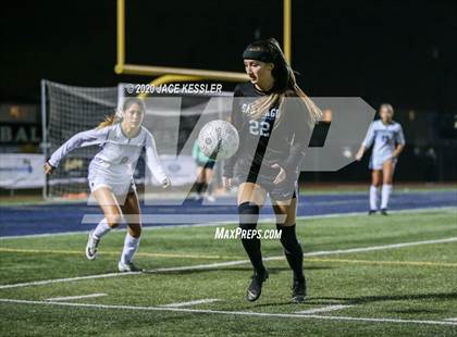 Thumbnail 3 in Santiago vs. Upland (CIF SS D1 Final) photogallery.