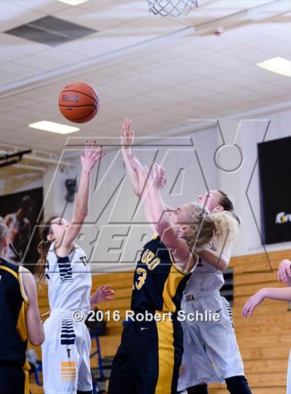 Thumbnail 3 in Del Oro @ Oak Ridge photogallery.