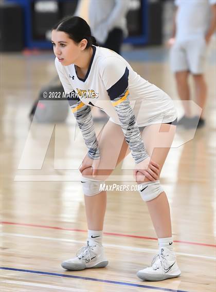 Thumbnail 2 in Bishop Gorman vs. Mead (Nike TOC Southwest) photogallery.