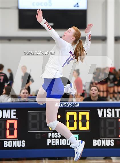 Thumbnail 2 in Bishop Gorman vs. Mead (Nike TOC Southwest) photogallery.