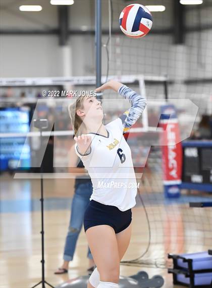 Thumbnail 2 in Bishop Gorman vs. Mead (Nike TOC Southwest) photogallery.