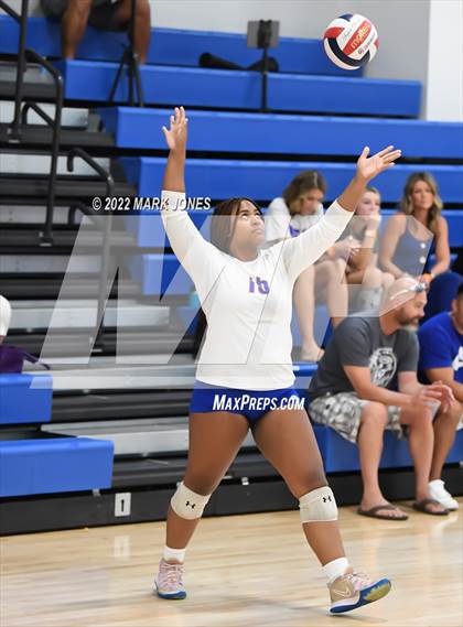 Thumbnail 3 in Bishop Gorman vs. Mead (Nike TOC Southwest) photogallery.