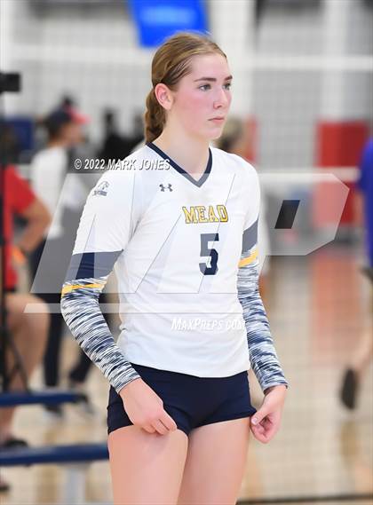 Thumbnail 1 in Bishop Gorman vs. Mead (Nike TOC Southwest) photogallery.