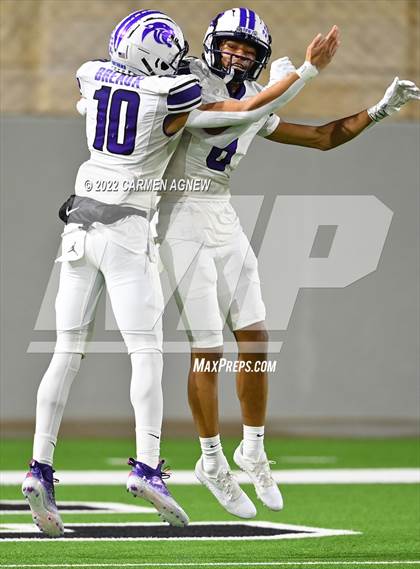 Thumbnail 3 in  Ridge Point @ Atascocita (UIL 6A D1 Reg 3 Semifinal)  photogallery.