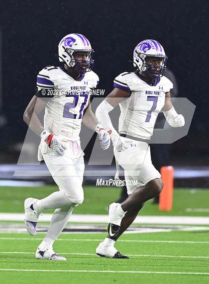 Thumbnail 1 in  Ridge Point @ Atascocita (UIL 6A D1 Reg 3 Semifinal)  photogallery.