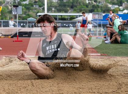 Thumbnail 3 in Phoenix Invitational photogallery.
