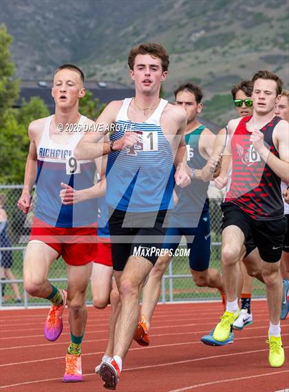 Thumbnail 2 in Phoenix Invitational photogallery.