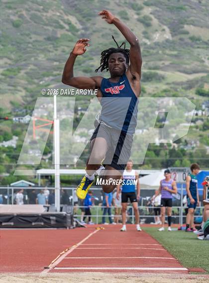 Thumbnail 3 in Phoenix Invitational photogallery.