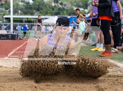 Thumbnail 3 in Phoenix Invitational photogallery.