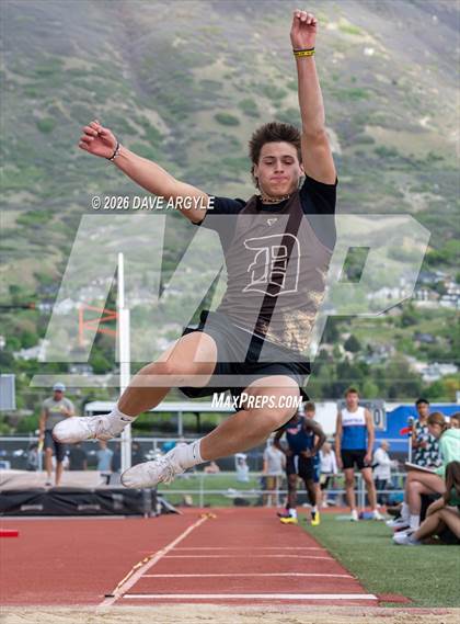 Thumbnail 1 in Phoenix Invitational photogallery.