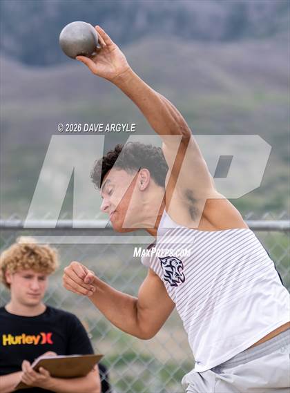 Thumbnail 1 in Phoenix Invitational photogallery.