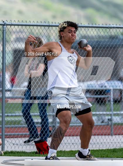 Thumbnail 3 in Phoenix Invitational photogallery.