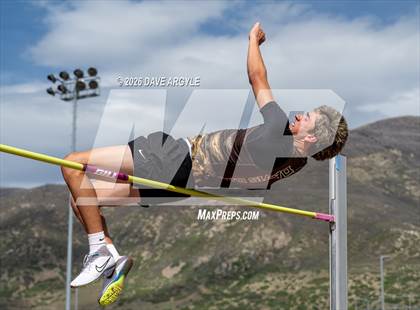 Thumbnail 2 in Phoenix Invitational photogallery.