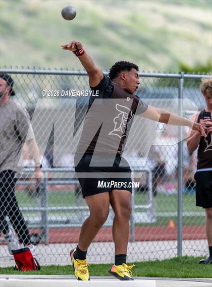 Thumbnail 2 in Phoenix Invitational photogallery.