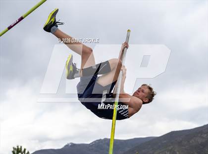 Thumbnail 2 in Phoenix Invitational photogallery.