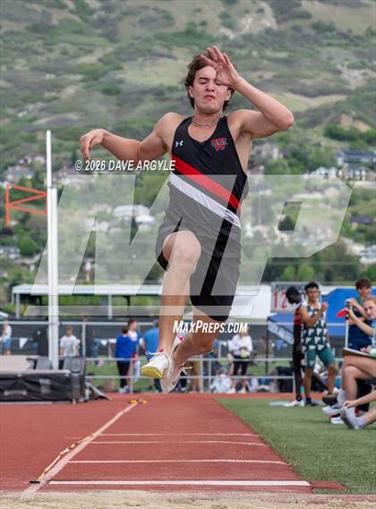 Thumbnail 2 in Phoenix Invitational photogallery.