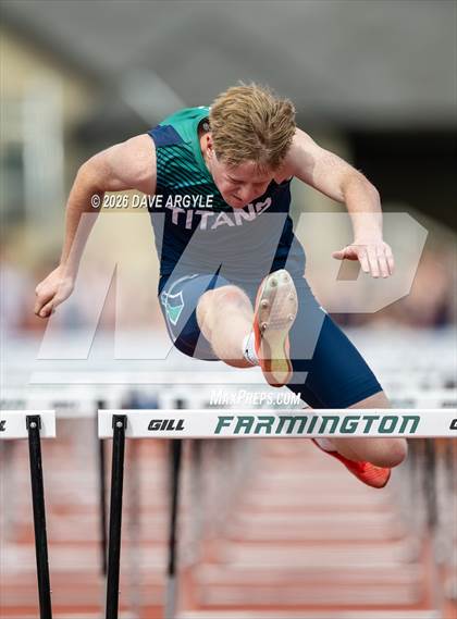 Thumbnail 3 in Phoenix Invitational photogallery.