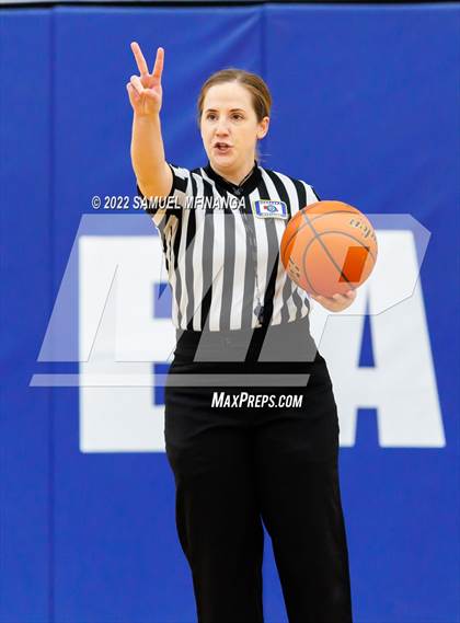 Thumbnail 1 in Marian @ Lincoln East photogallery.