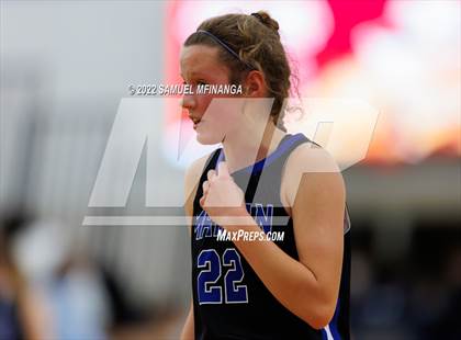 Thumbnail 3 in Marian @ Lincoln East photogallery.