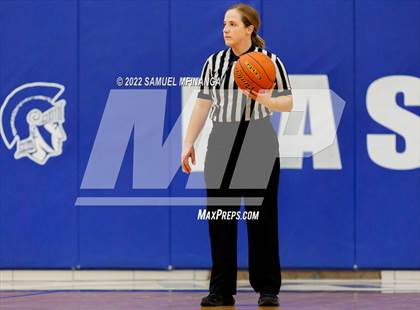 Thumbnail 3 in Marian @ Lincoln East photogallery.