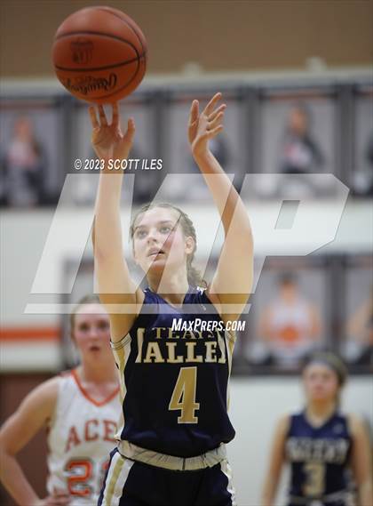 Thumbnail 2 in Teays Valley @ Amanda-Clearcreek photogallery.