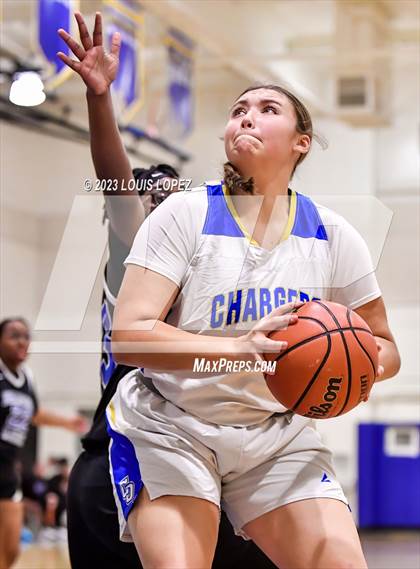 Thumbnail 1 in Diamond Ranch @ Charter Oak photogallery.