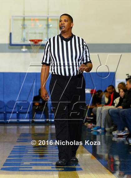 Thumbnail 2 in Army-Navy vs. Orange Lutheran (Fairfax State Preview) photogallery.