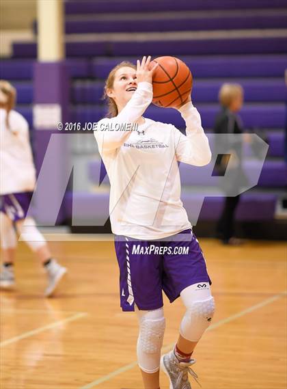 Thumbnail 2 in Boerne vs New Braunfels (Boerne ISD Tournament) photogallery.