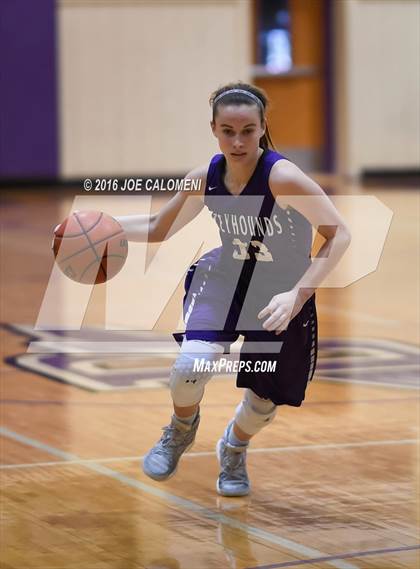 Thumbnail 3 in Boerne vs New Braunfels (Boerne ISD Tournament) photogallery.