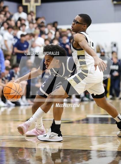 Thumbnail 2 in Loyola vs St Francis photogallery.