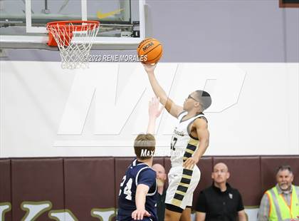 Thumbnail 1 in Loyola vs St Francis photogallery.