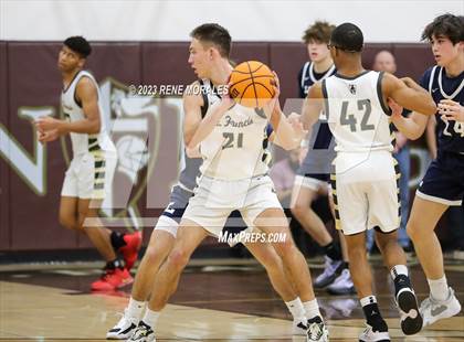 Thumbnail 1 in Loyola vs St Francis photogallery.