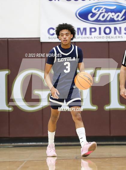 Thumbnail 3 in Loyola vs St Francis photogallery.