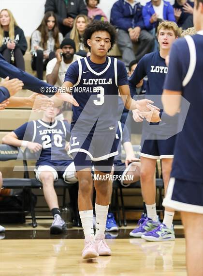 Thumbnail 2 in Loyola vs St Francis photogallery.