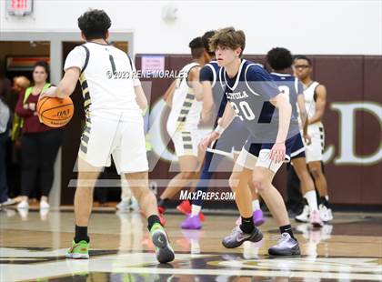 Thumbnail 3 in Loyola vs St Francis photogallery.